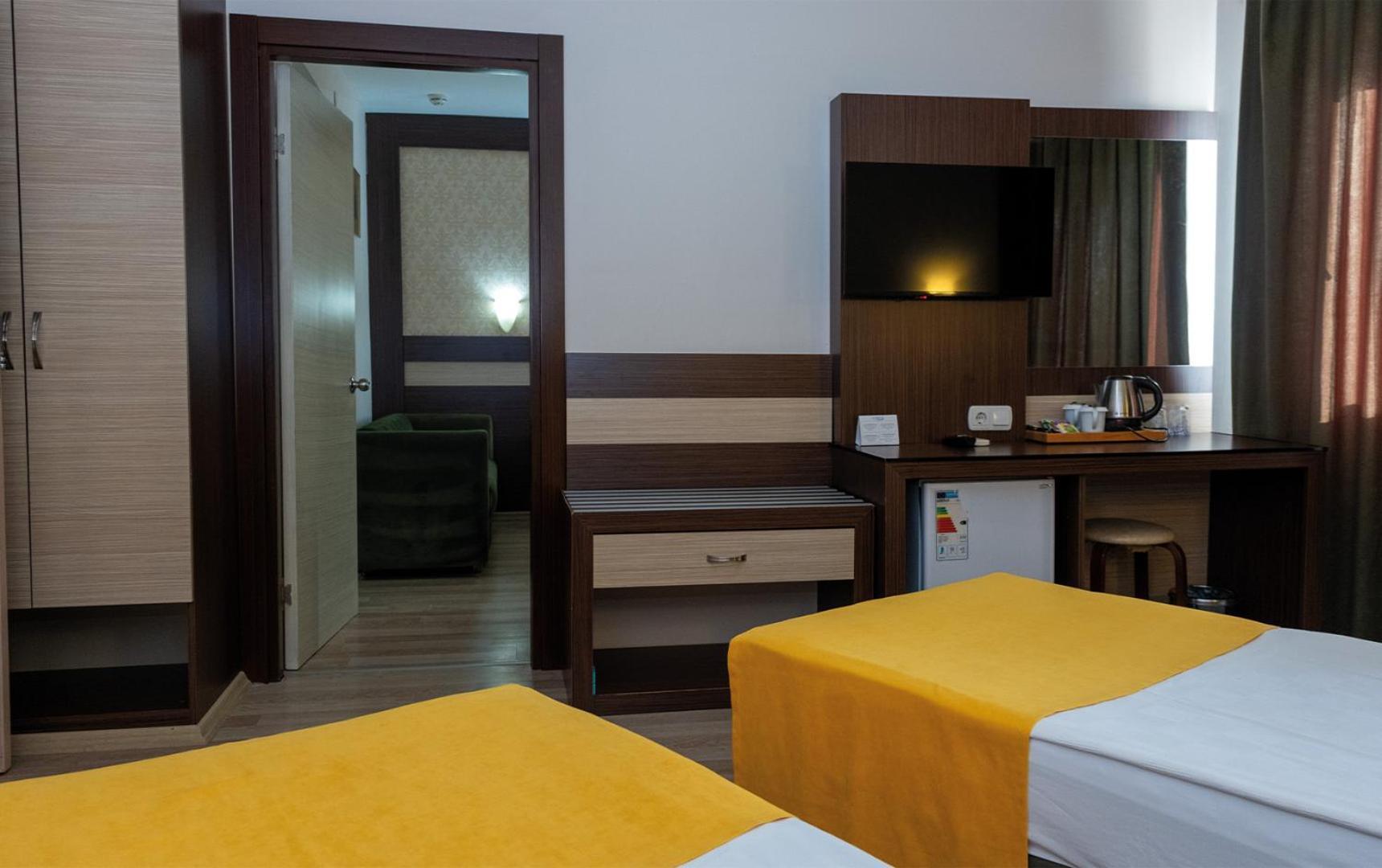 Lonicera World Avsallar Exterior photo
